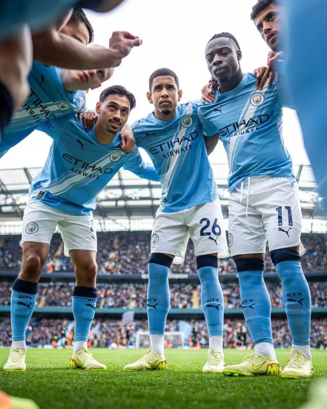 1比0绝杀！拉齐奥淘汰意甲榜首AC米兰，球员评分差距成胜负关键（拉齐奥1-0绝杀送榜首AC米兰出局，球员评分差距决定胜负）