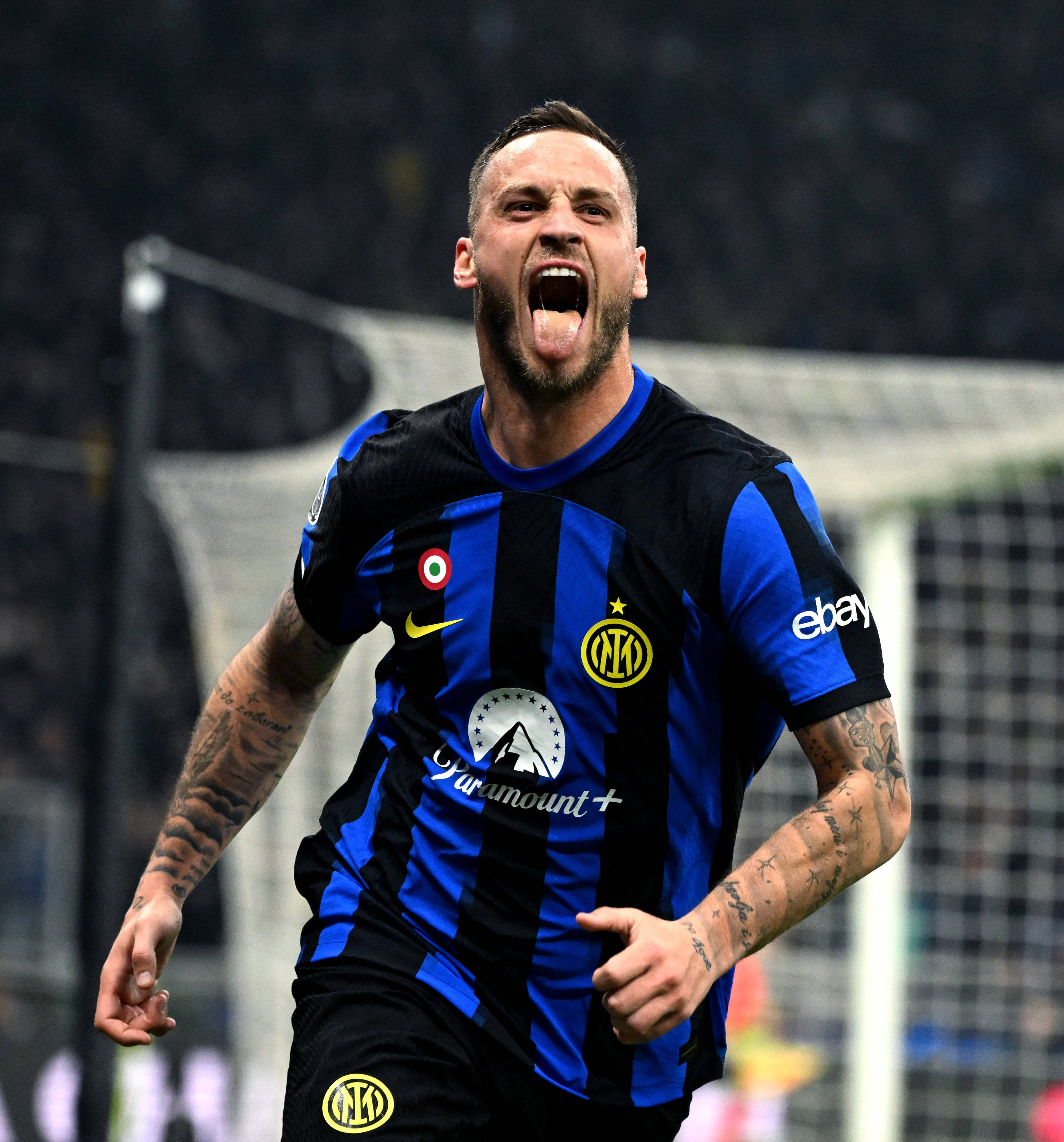 诺伊尔：平局是个不错的结果，我们拿到了1分而竞争对手没有（诺伊尔：平局可接受，我们拿到1分而对手空手而归）