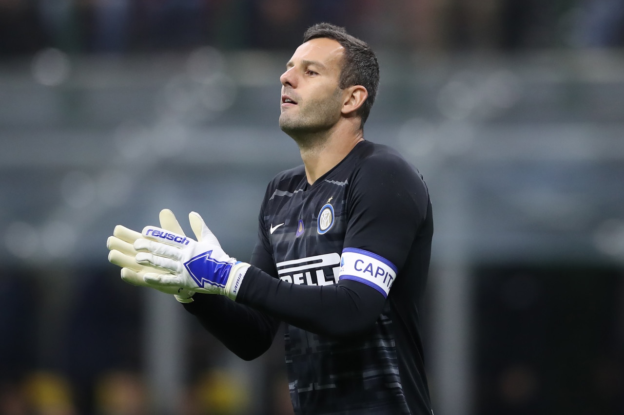 德转列世界足坛门将身价榜：舍瓦利耶4000万欧居首（德转公布世界门将身价榜：舍瓦利耶以4000万欧登顶）