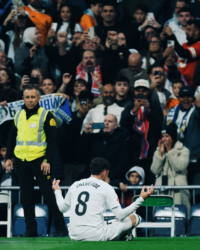 吉马良斯：目前我还不算俱乐部传奇，但希望能在球队留下烙印（吉马良斯：尚未成队史传奇，但盼在球队留下印记）