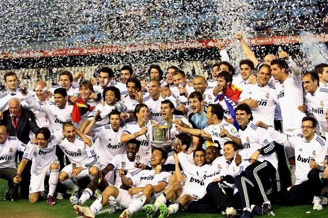 C罗姐姐：批评C罗去白宫的人真是伪君子，他扛了葡萄牙20年（C罗姐姐回怼：指责C罗赴白宫者皆为伪君子，他已扛起葡萄牙20年）