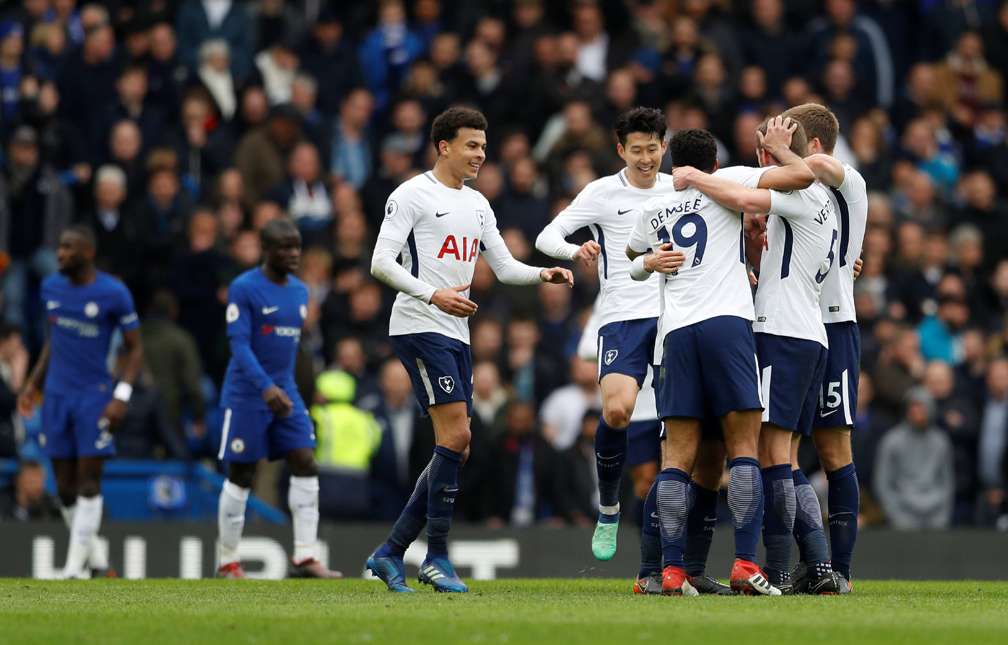 世锦赛日本男排0-3爆冷2连败！提前1轮出局，两场丢37.31分（世锦赛日本男排0-3遭冷门两连败，提前一轮出局，两战合计净负37.31分）