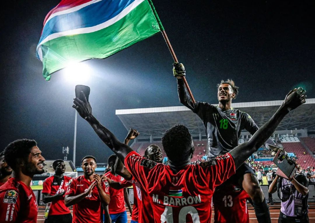 国安客战亚泰：三外援PK四外援；塞鸟战旧主，江文豪首发（国安客场挑战亚泰：三外援对决四外援，塞鸟迎战旧主，江文豪先发）