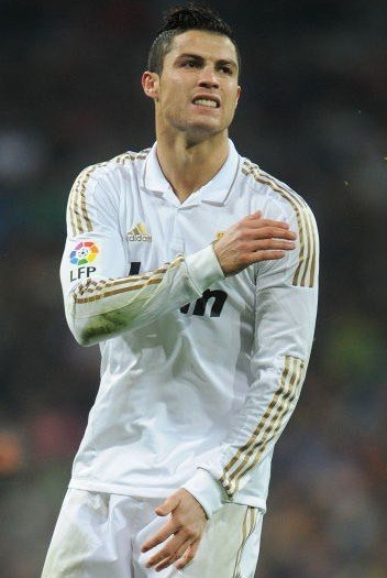 德天空：热刺将承担帕利尼亚的全部薪水，未来几天进行体检（德天空：热刺将全额支付帕利尼亚工资，近日安排体检）